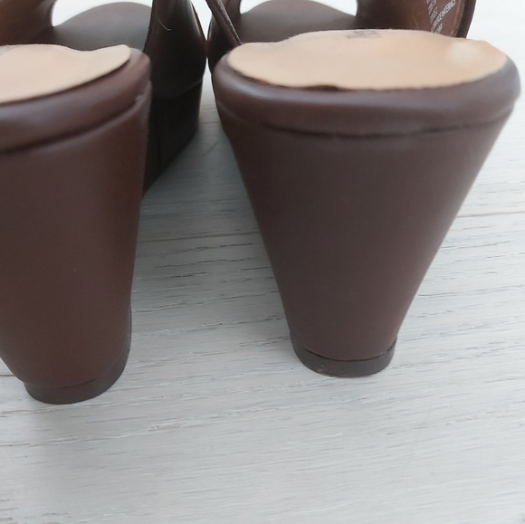 Wedge sandals - Picture 4 of 7